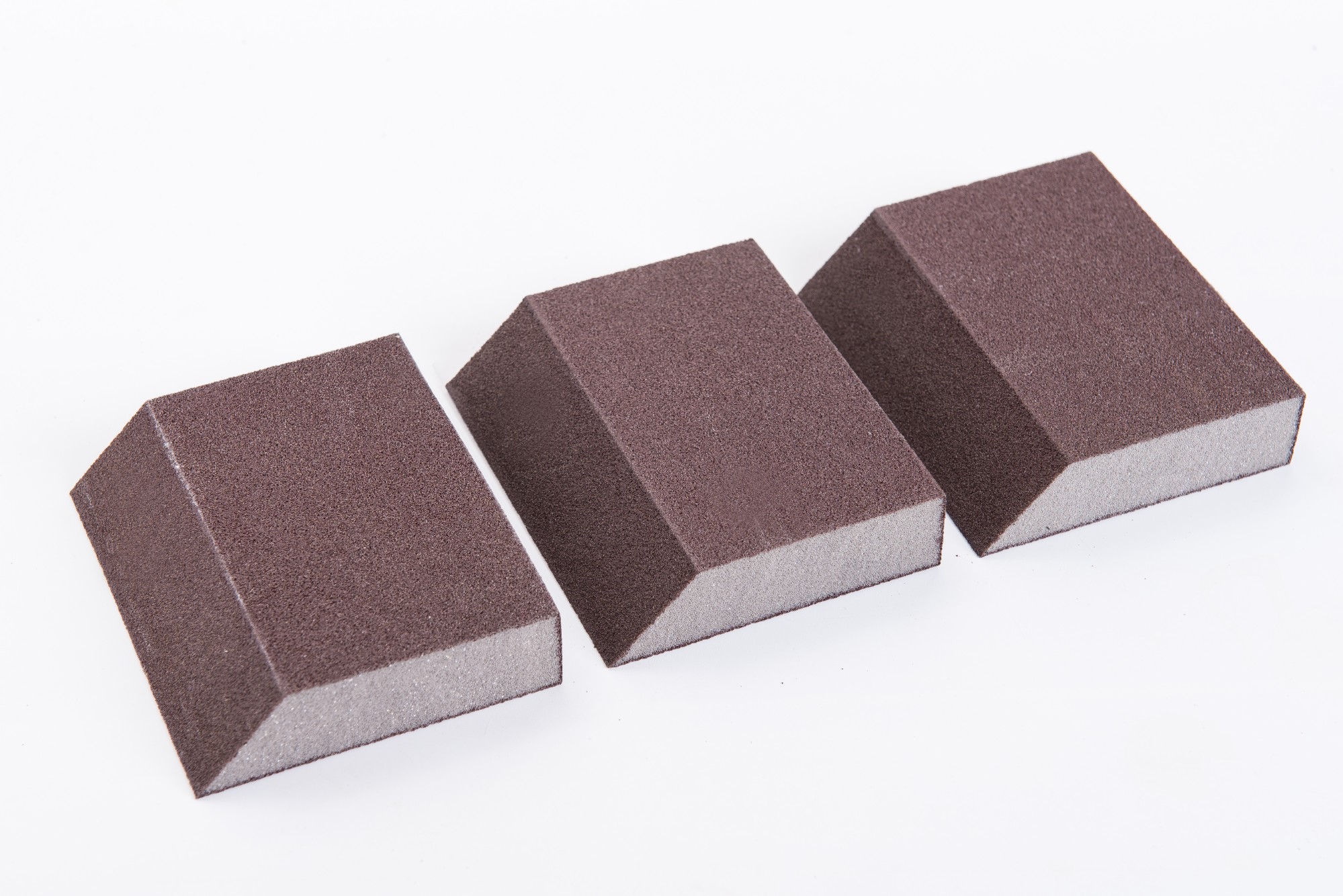 Trapezoid sanding sponge block